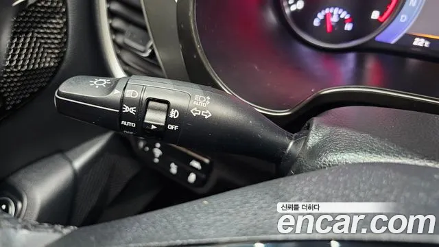 Kia Seltos — Фото автомобиля 24