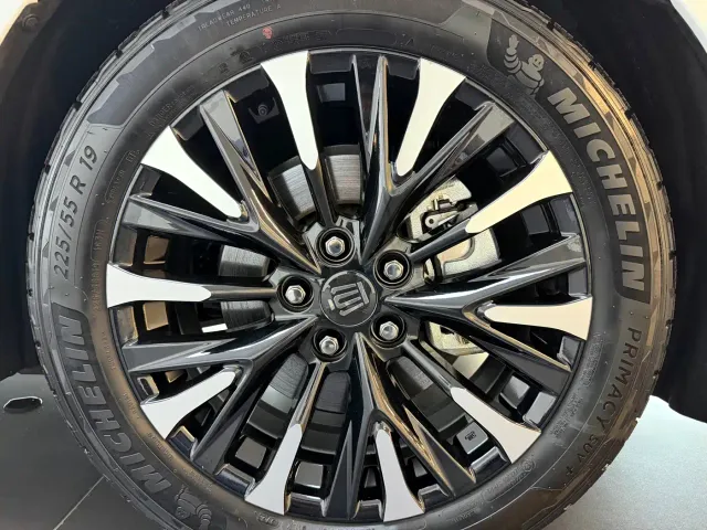 Toyota Vellfire — Фото автомобиля 8