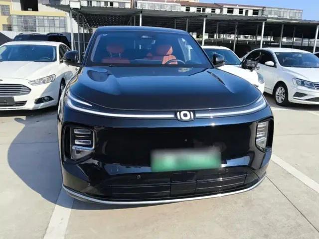 Changan Qiyuan Q07 — Фото автомобиля 2
