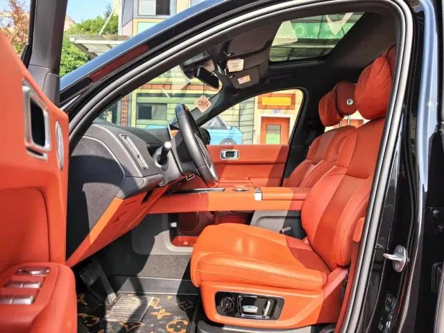 Li Auto Li L8 2024 Pro — Фото автомобиля 5