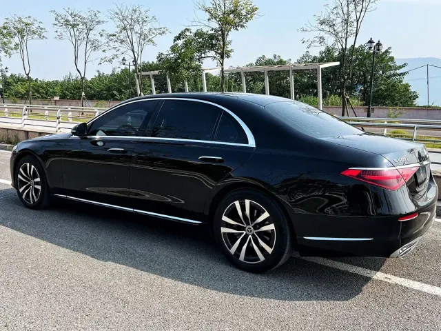 Mercedes-Benz S-Class — Фото автомобиля 3