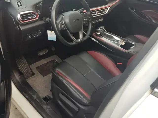 Changan Oushang X5 — Фото автомобиля 9