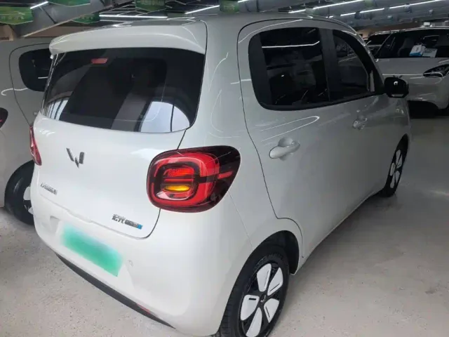 Wuling Hongguang Mini EV — Фото автомобиля 6