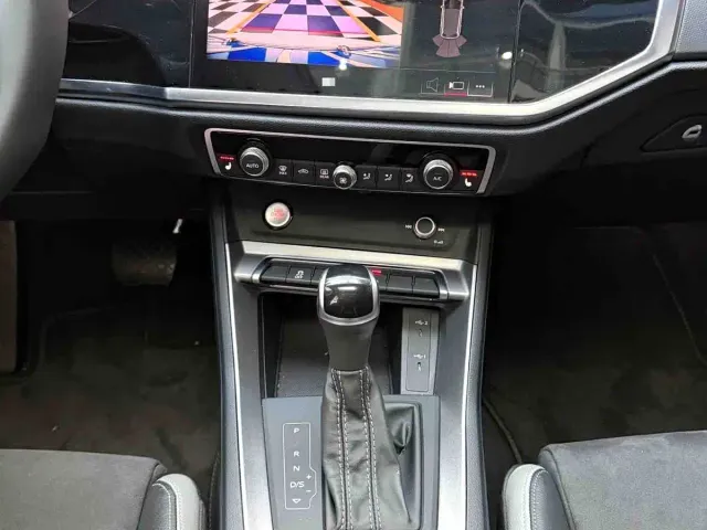 Audi Q3 — Фото автомобиля 13