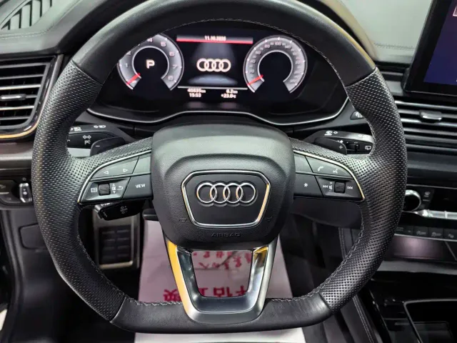 Audi Q5L — Фото автомобиля 11