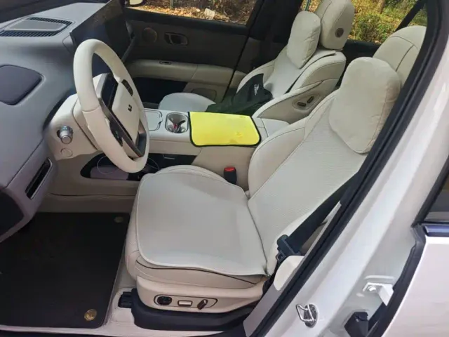 Li Auto i6 — Фото автомобиля 14