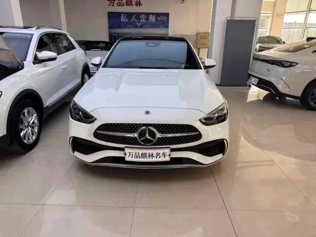 Mercedes-Benz C-Class — Фото автомобиля 2
