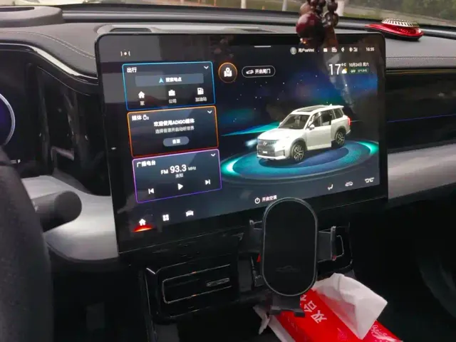 GAC Trumpchi GS8 — Фото автомобиля 13