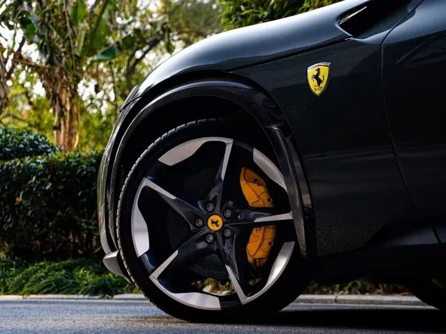 Ferrari Purosangue — Фото автомобиля 3