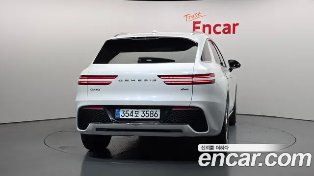 Genesis GV70 2.2 Дизель AWD — Фото автомобиля 4