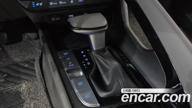 Hyundai Avante — Фото автомобиля 12