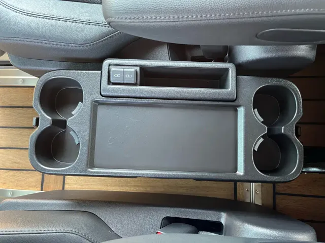 Toyota Sienna — Фото автомобиля 15