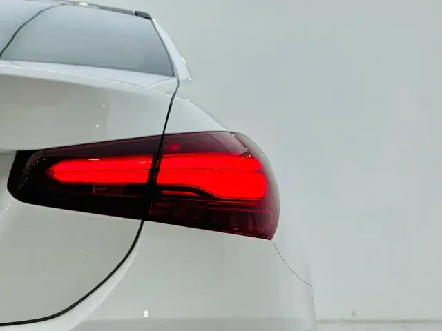 Mercedes-Benz A-Class — Фото автомобиля 12