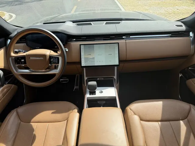 Land Rover Range Rover — Фото автомобиля 13