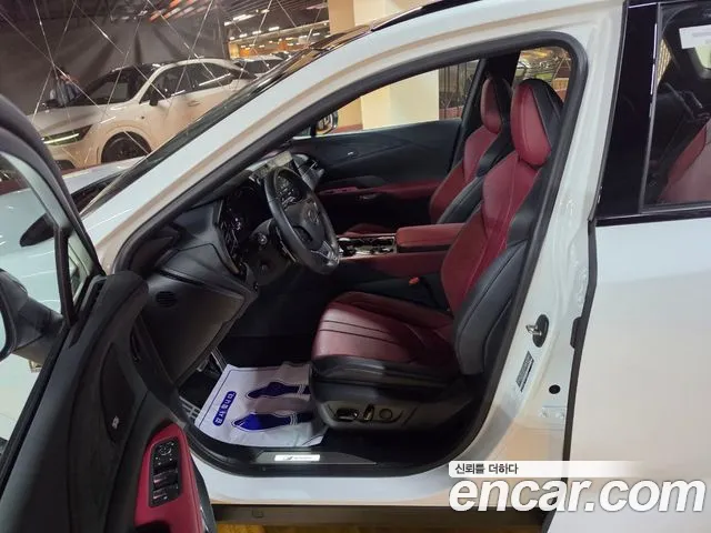Lexus RX — Фото автомобиля 10