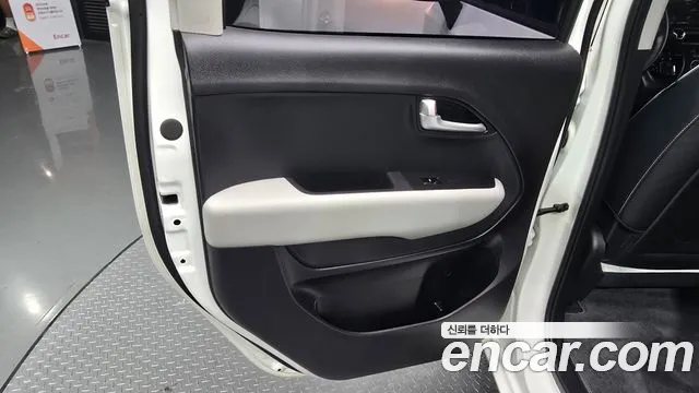 Kia RAY Новый Kia Ray Signature — Фото автомобиля 25