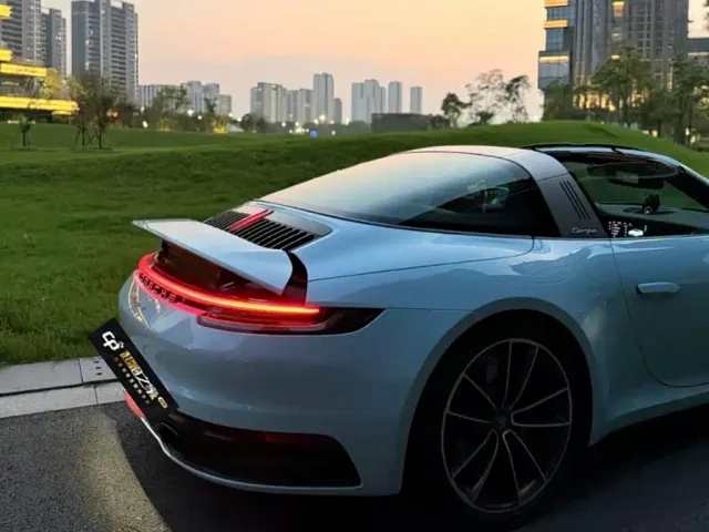 Porsche 911 — Фото автомобиля 3