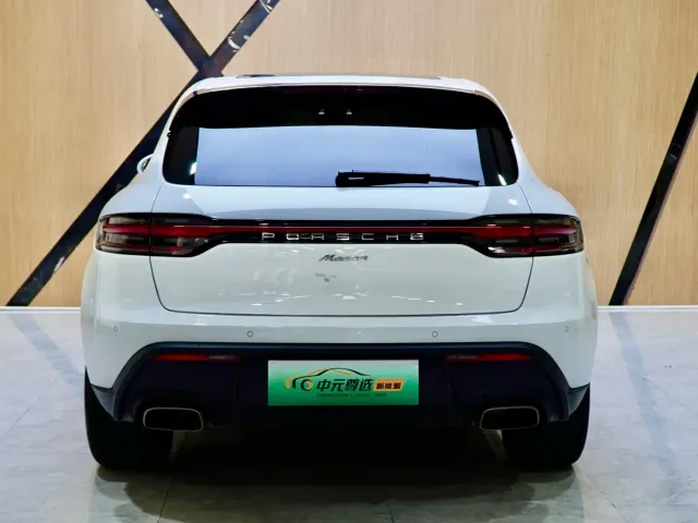 Porsche Macan — Фото автомобиля 11