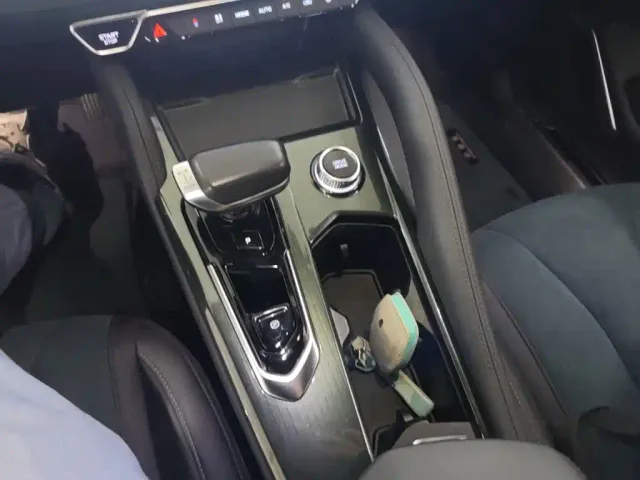 Geely Xingyue L — Фото автомобиля 13
