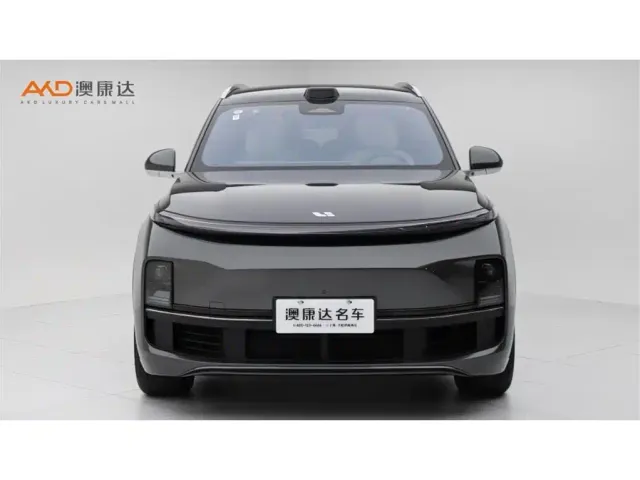Li Auto L8 — Фото автомобиля 2