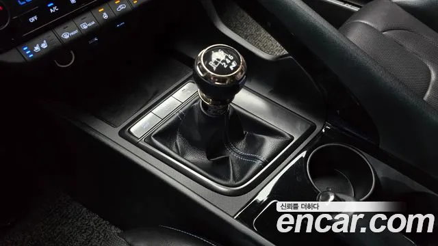 Hyundai Avante CN7 — Фото автомобиля 12
