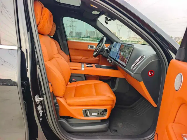 Li Auto L9 — Фото автомобиля 8