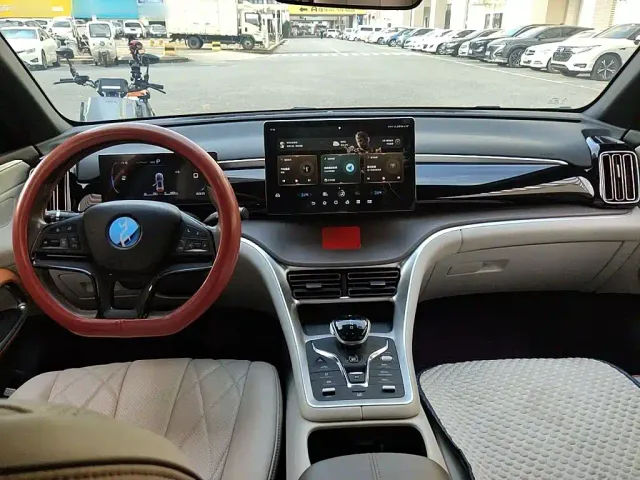 BYD Song Pro — Фото автомобиля 12