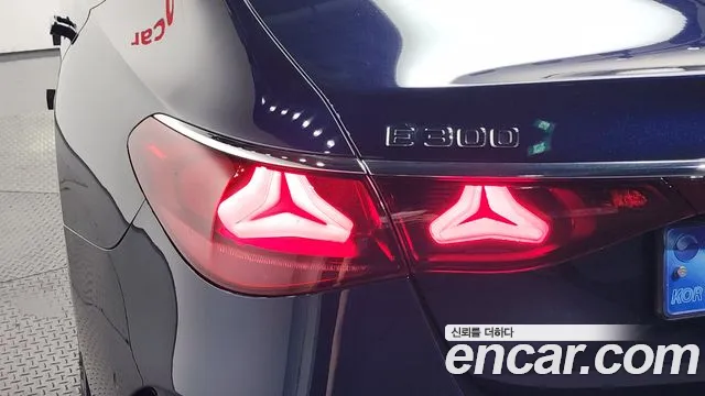 Mercedes-Benz E-Class W214 — Фото автомобиля 8