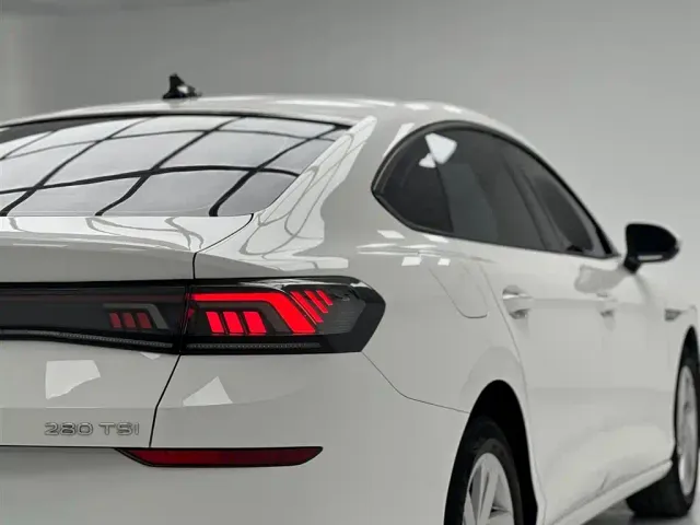 Volkswagen Lamando — Фото автомобиля 10