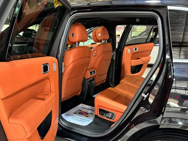 Li Auto L7 — Фото автомобиля 14