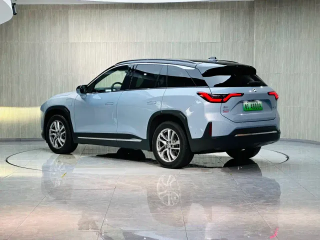 Nio ES6 — Фото автомобиля 4