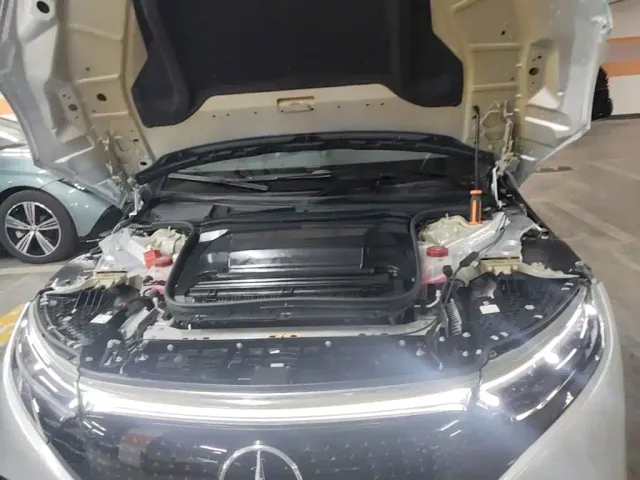 Mercedes-Benz EQS — Фото автомобиля 24