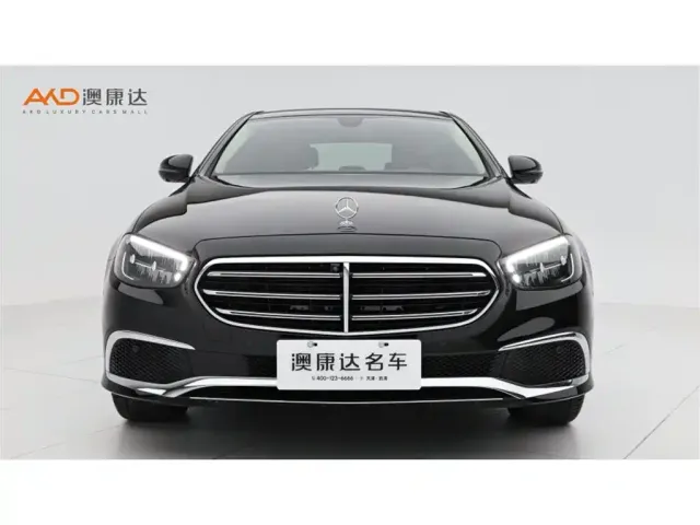 Mercedes-Benz E-Class — Фото автомобиля 2