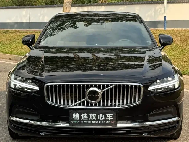 Volvo S90 — Фото автомобиля 2