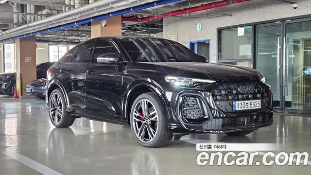 Audi Q5 45 TFSI quattro Sportback S Line Black Edition — Фото автомобиля 7