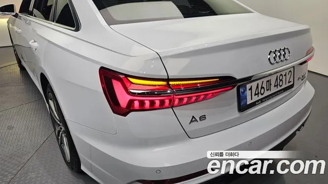 Audi A6 45 TFSI quattro Premium — Фото автомобиля 22