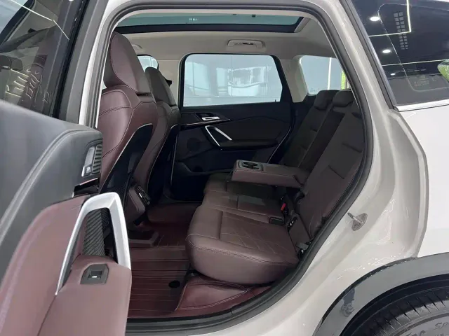 BMW X1 — Фото автомобиля 13