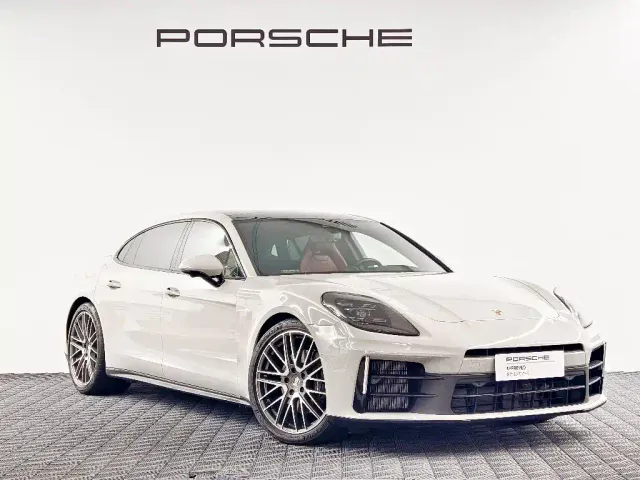 Porsche Panamera — Фото автомобиля 3