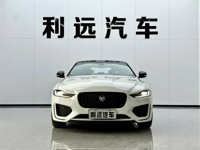 Jaguar XEL — Фото автомобиля 2