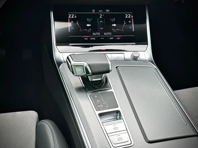 Audi A6L — Фото автомобиля 16