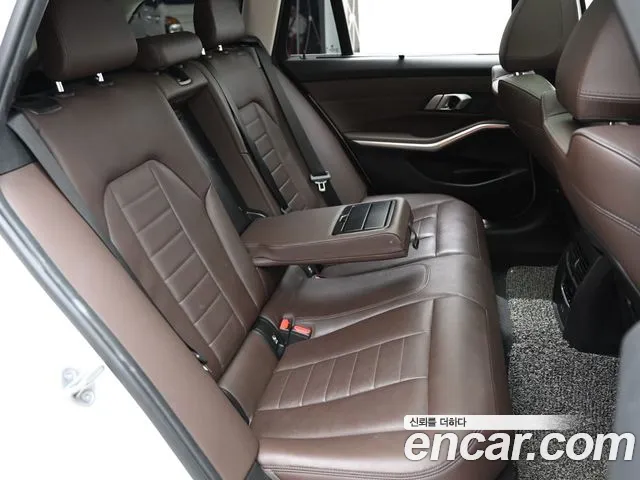 BMW 3 Series G20 — Фото автомобиля 12