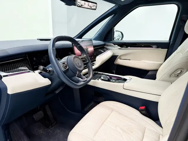 ZEEKR Zeekr 009 2024 7-Seat Aisle AWD Version 108kWh — Фото автомобиля 7