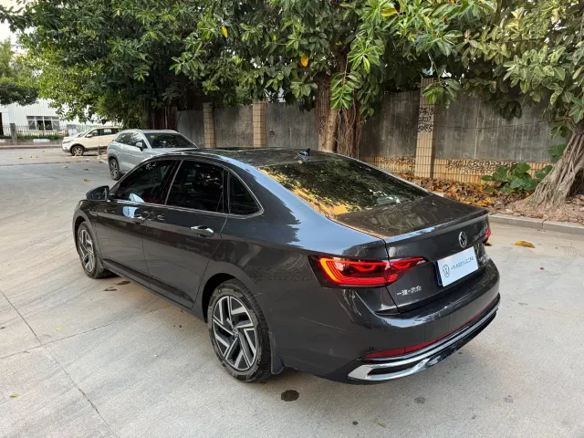 Volkswagen Sagitar — Фото автомобиля 14