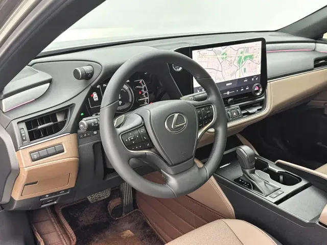 Lexus ES — Фото автомобиля 13