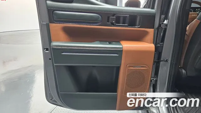 Kia Tasman Tasman 2.5T Бензин 4WD — Фото автомобиля 24