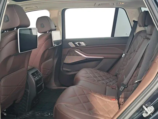 BMW X5 — Фото автомобиля 12