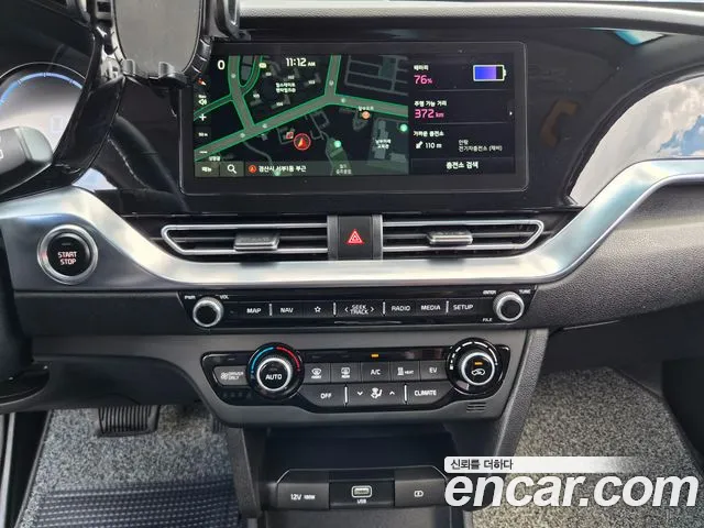 Kia Niro Niro Plus Air (Такси) — Фото автомобиля 14