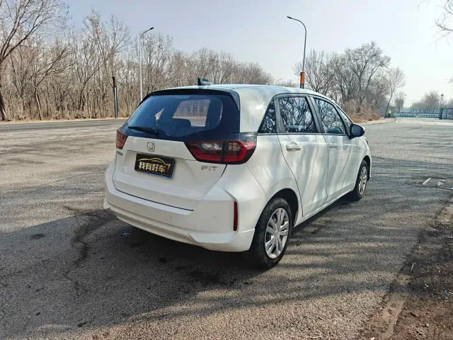 Honda Fit — Фото автомобиля 13