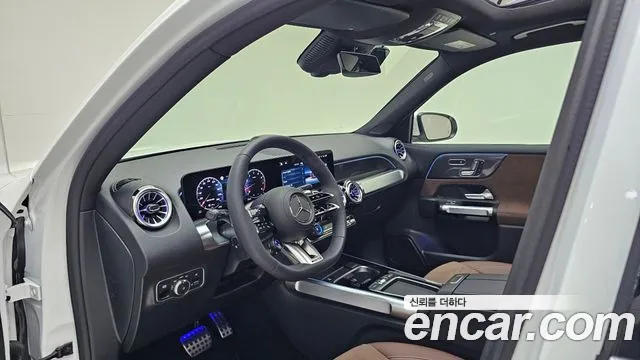 Mercedes-Benz GLB-Class — Фото автомобиля 14