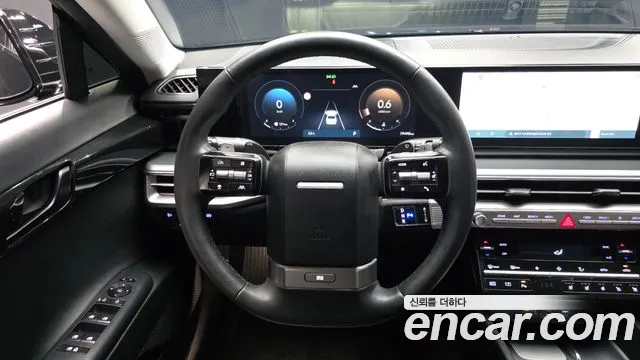 Hyundai Grandeur GN7 — Фото автомобиля 19